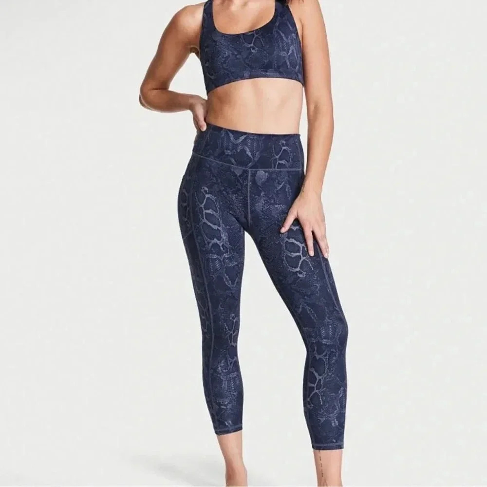 Victoria’s Secret “Flow On Point Legging & Strappy Back Sports Bra” Set - Picture 1 of 16